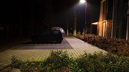 Voorbeeld van een parkeerterrein in een woonwijk in onze gemeente